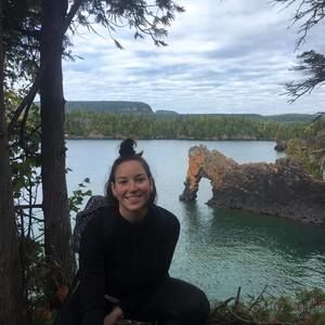 Meet your Posher, Elyn